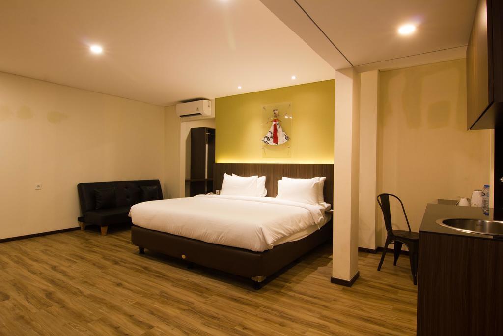 Arkeo Hotel Бандунг Экстерьер фото