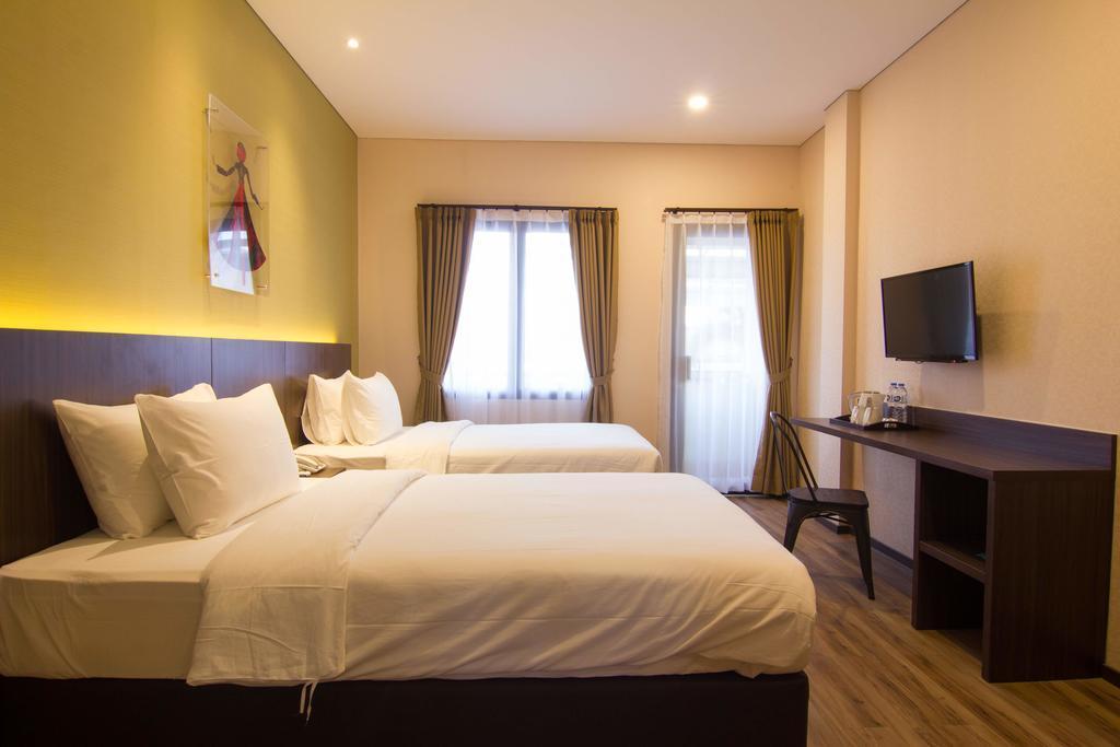 Arkeo Hotel Бандунг Экстерьер фото
